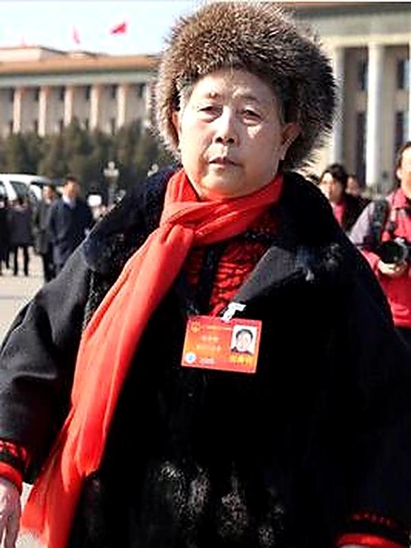 陶华碧